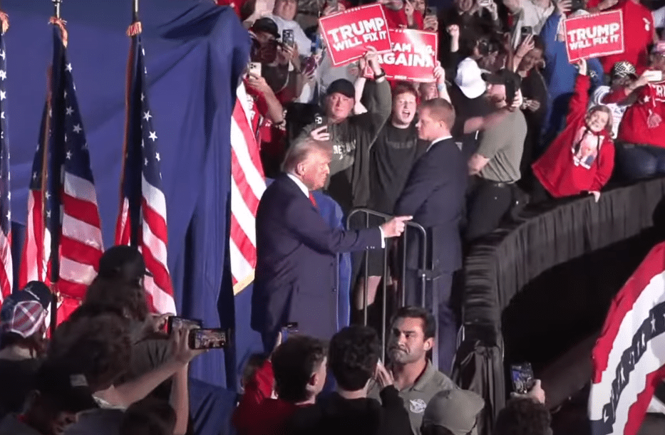 This Election May Be the End of The Working-Class Alliance With Democrats 